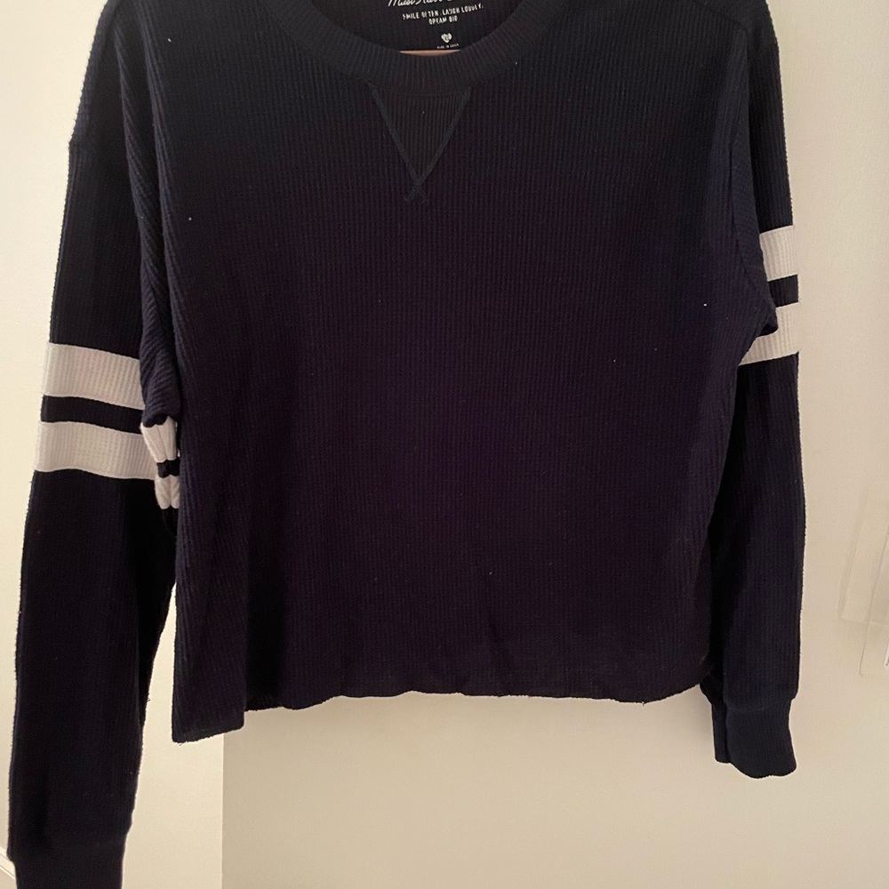 Hollister/ size xs/ loose fit
